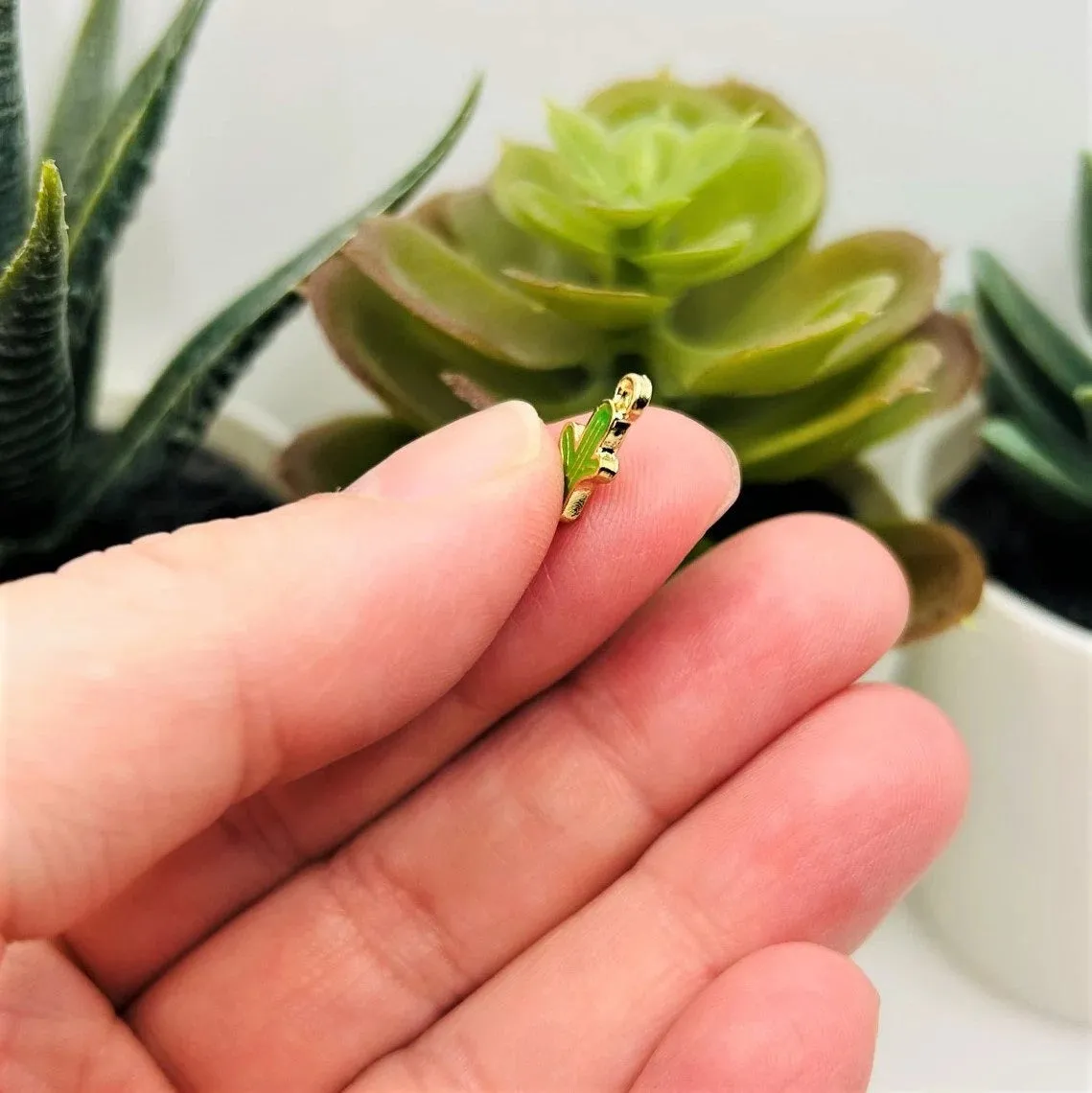 1, 4, 20 or 50 Pieces: Tiny Cactus Charms