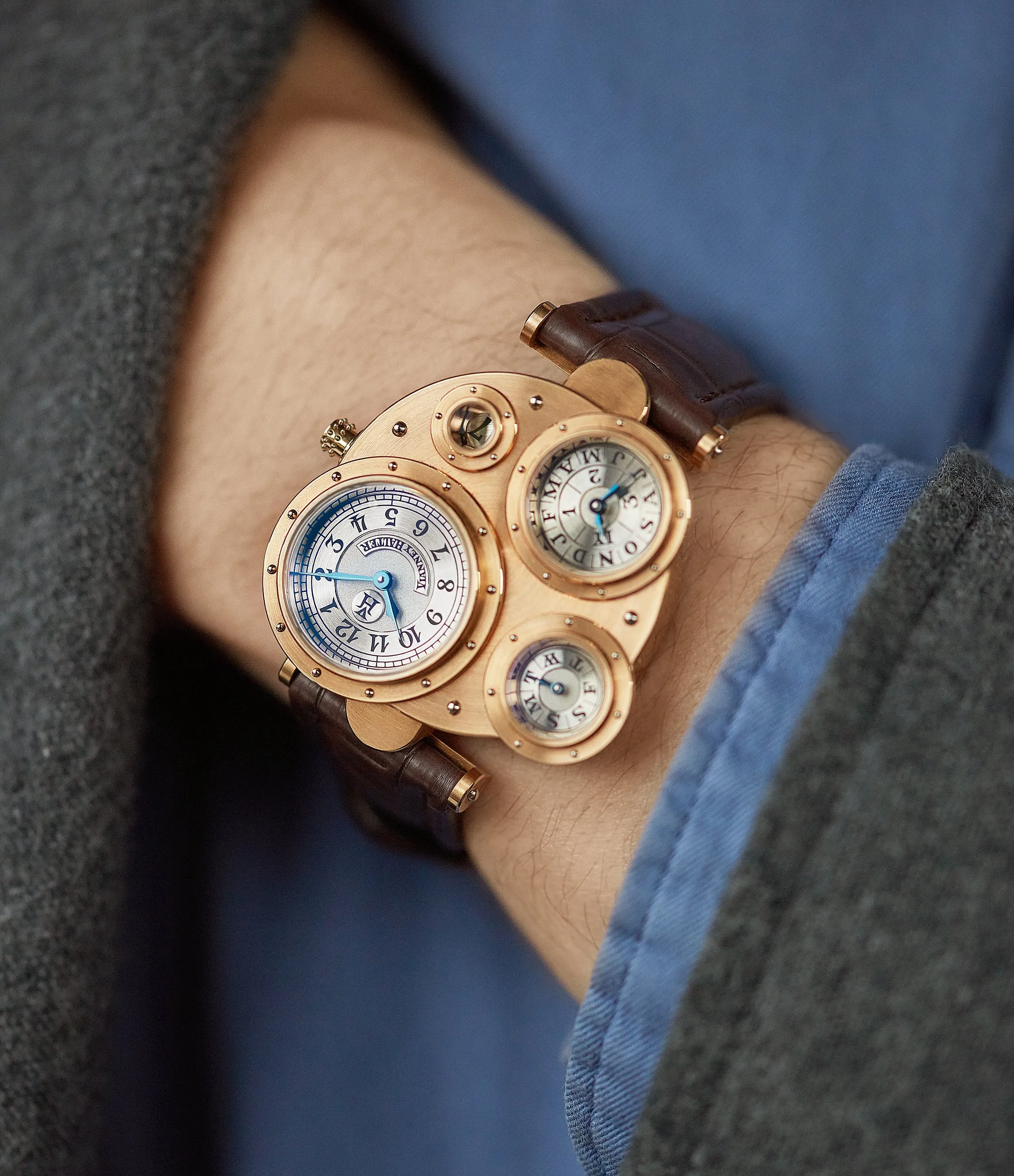 Antiqua | Perpetual Calendar Cal. VH198 | Rose Gold