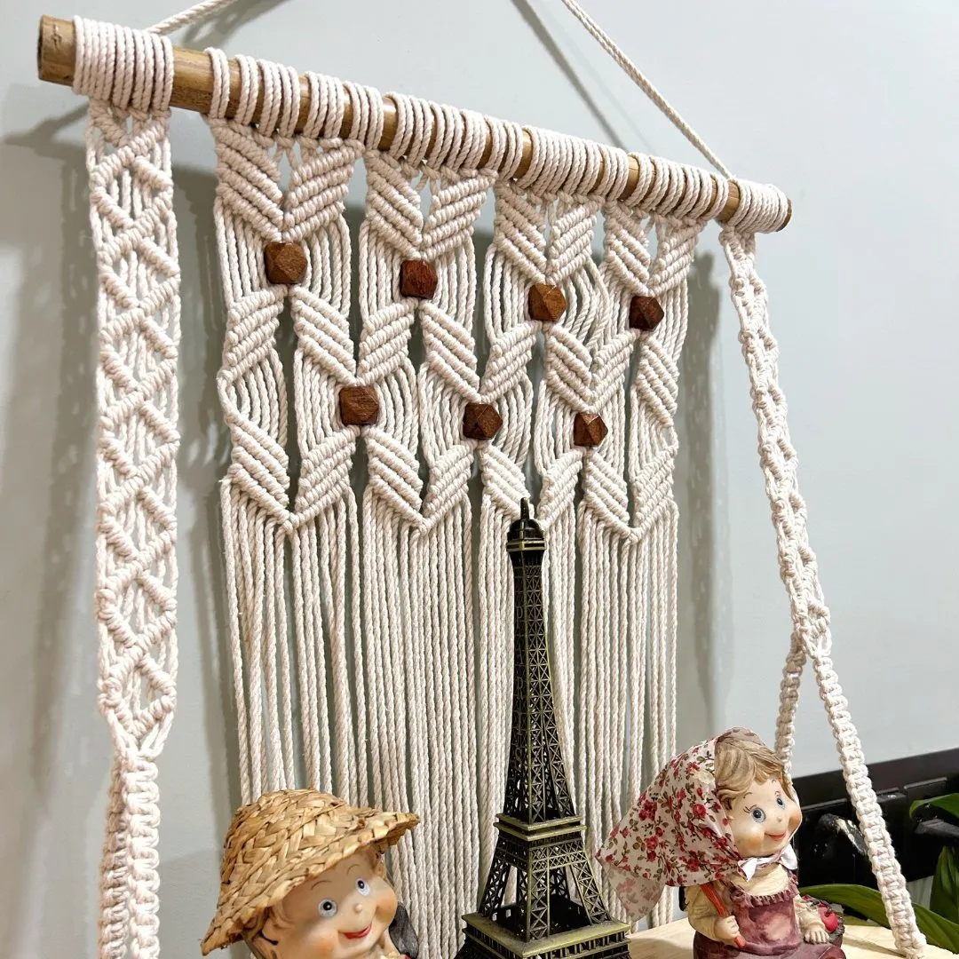 Classic Macrame Ivory Wall Organiser